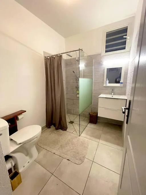 Maison Marouka Sur La Plage Du Diamant Le Diamant Holiday home